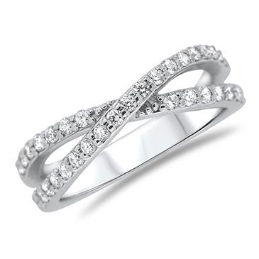 Prima Diamond Crossover Ring