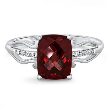 Prima Diamond & Garnet Ring