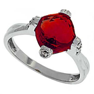 Prima Garnet & Diamond Ring