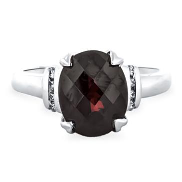 Prima Garnet & Diamond Ring