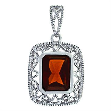 Prima Garnet Pendant