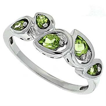 Prima Peridot Ring